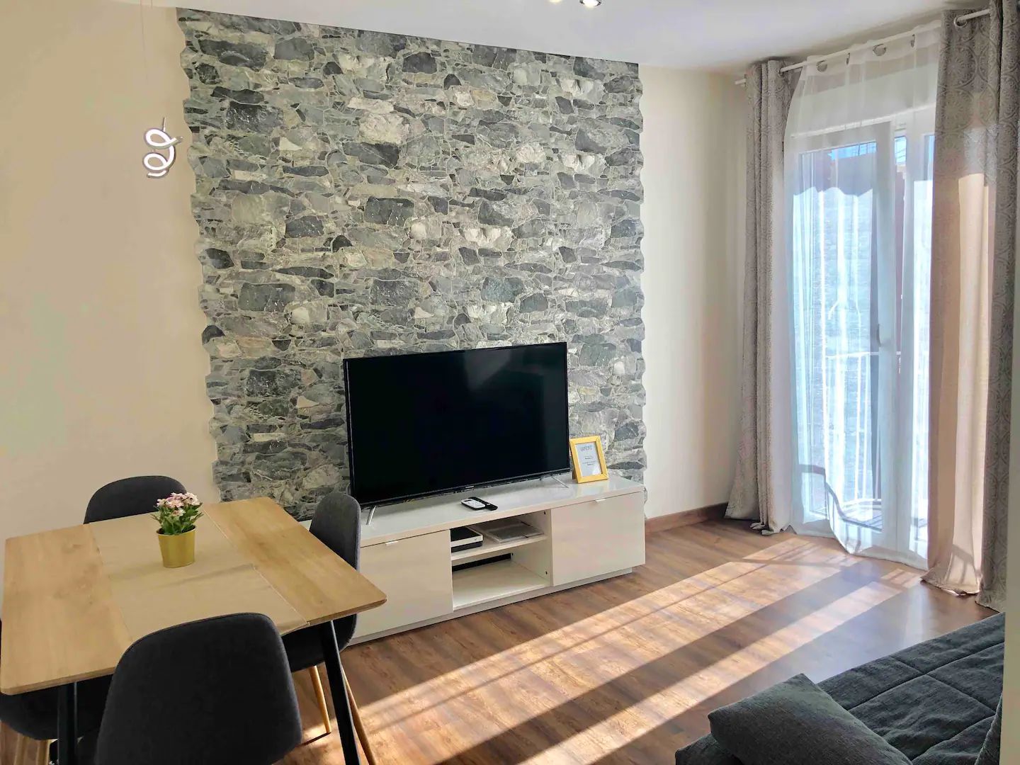 Saturn апартаменты 2ой этаж