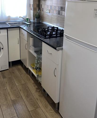 79da56c9-53a0-4ddc-bcf5-b35d7af2e9f2